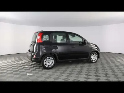 Nuova Fiat Panda 69 CV (50 kW) 2025 Nero cinema Utilitaria