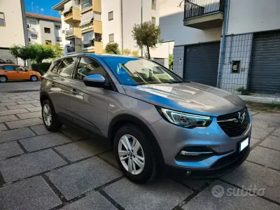 Usata Opel Grandland X Business 131 CV (96 kW) 2021 Grigio SUV