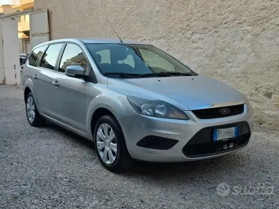 Usata Ford Focus 109 CV (80 kW) 2008 Grigio Station wagon