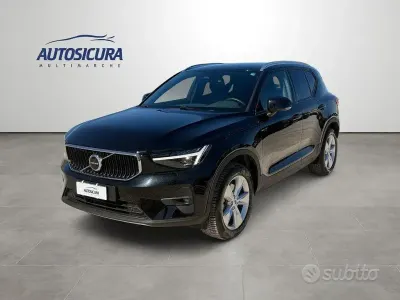 Gebraucht Volvo XC40 163 PS (119 kW) 2025 Schwarz SUV