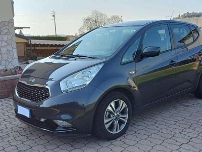 Usata Kia Venga 90 CV (66 kW) 2016 Grigio Utilitaria