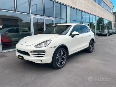 Usata Porsche Cayenne 240 CV (176 kW) 2011 Bianco SUV