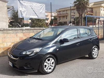 Usata Opel Corsa 75 CV (55 kW) 2016 Nero Berlina