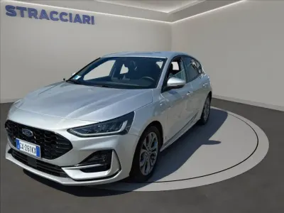 Usata Ford Focus ST-Line 155 CV (114 kW) 2025 Grigio metallizzato Berlina