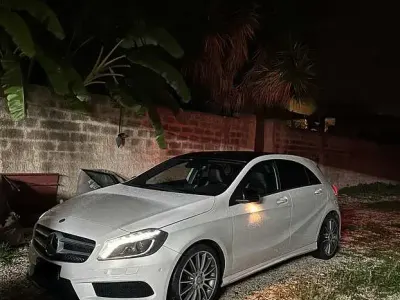 Usata Mercedes A200 Premium 136 CV (100 kW) 2015 Utilitaria