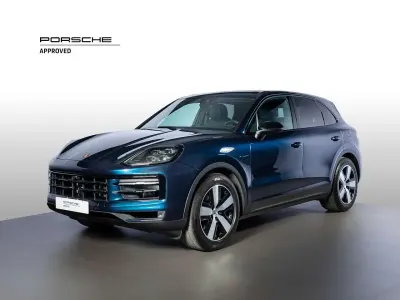 Usata Porsche Cayenne 470 CV (345 kW) 2024 Blu algarve metallizzato SUV