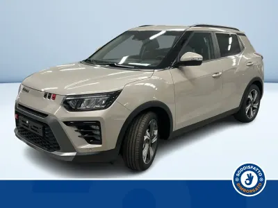 Nuova KGM Tivoli 163 CV (119 kW) 2026 Beige metallizzato SUV