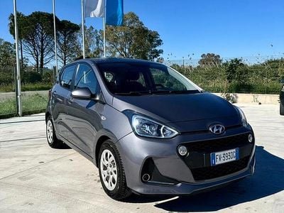 Usata Hyundai i10 69 CV (50 kW) 2019 Grigio Utilitaria