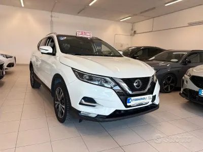 Usata Nissan Qashqai N-Connecta 116 CV (85 kW) 2020 Bianco SUV