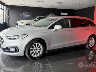 Gebraucht Ford Mondeo S 150 PS (110 kW) 2020 Grau Kombi