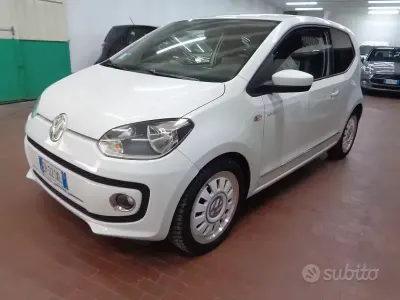 Usata VW up! 75 CV (55 kW) 2013 Bianco Utilitaria