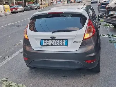 Usata Ford Fiesta 75 CV (55 kW) 2016 Utilitaria