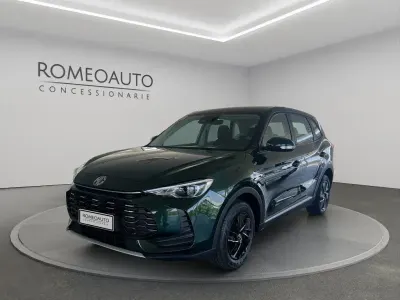 Nuova MG ZS 116 CV (85 kW) 2026 British green SUV