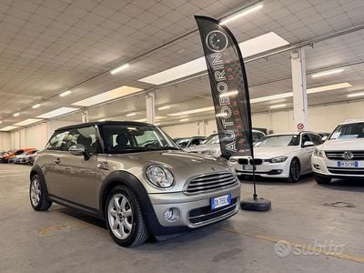 Usata Mini Cooper D 108 CV (79 kW) 2009 Grigio Utilitaria