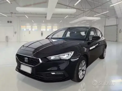 Usata Seat Leon Business 115 CV (84 kW) 2022 Nero Berlina
