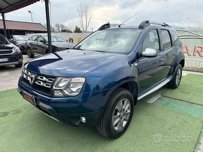 Usata Dacia Duster Lauréate 114 CV (83 kW) 2017 Blu SUV
