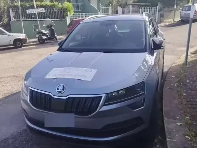 Usata Skoda Karoq 116 CV (85 kW) 2018 Grigio SUV