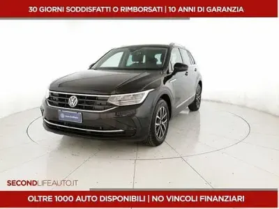 Usata VW Tiguan Life 122 CV (89 kW) 2023 Nero SUV