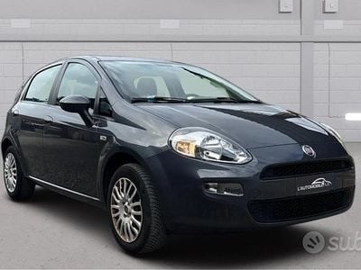 Usata Fiat Punto Street 69 CV (50 kW) 2014 Grigio Utilitaria