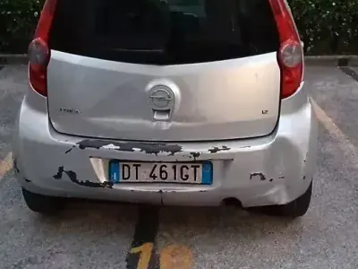 Usata Opel Agila 86 CV (63 kW) 2008 Grigio Utilitaria