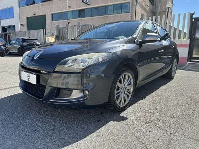 Usata Renault Mégane GT Line GT-Line 110 CV (80 kW) 2011 Grigio Berlina