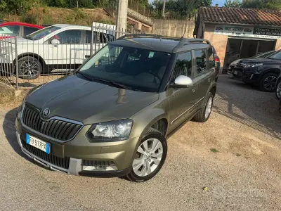Usata Skoda Yeti Outdoor Style 150 CV (110 kW) 2016 Verde SUV
