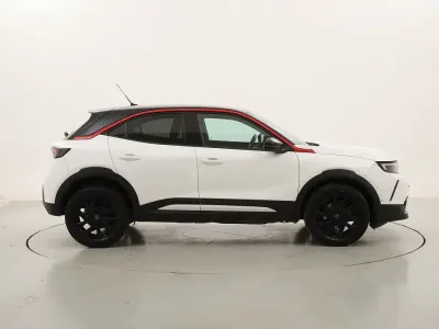 Usata Opel Mokka GS Line 110 CV (80 kW) 2021 Biancobianco SUV