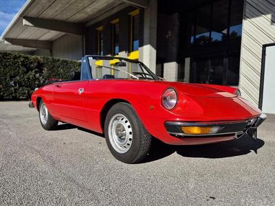 Usata Alfa Romeo Spider 89 CV (65 kW) 1975 Rosso Cabrio