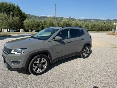 Usata Jeep Compass 120 CV (88 kW) 2020 Grigio SUV