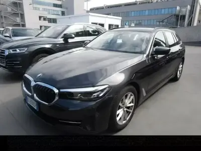 Usata BMW 520 190 CV (139 kW) 2022 Nero Station wagon