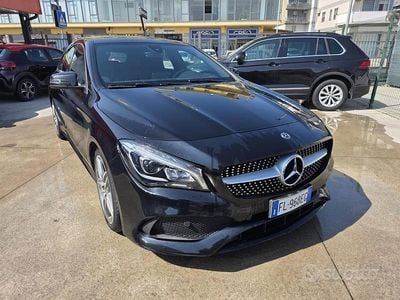 Usata Mercedes CLA200 Premium 136 CV (100 kW) 2017 Nero Station wagon