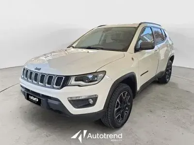 Usata Jeep Compass Trailhawk 170 CV (125 kW) 2019 Bianco SUV