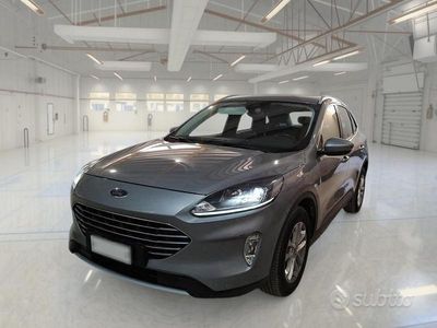 Usata Ford Kuga Titanium 120 CV (88 kW) 2022 Grigio SUV