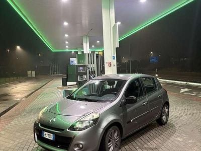 Usata Renault Clio II 101 CV (74 kW) 2011 Berlina