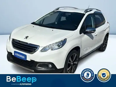 Usata Peugeot 2008 Allure 100 CV (73 kW) 2015 Bianco pastello SUV