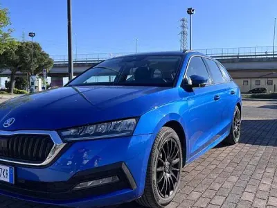Usata Skoda Octavia Style 150 CV (110 kW) 2022 Blu Station wagon