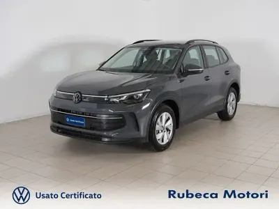 Usata VW Tiguan Life 150 CV (110 kW) 2025 Dolphin grey SUV
