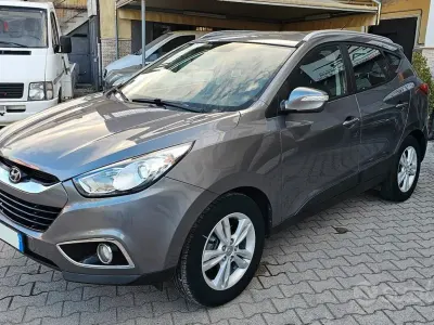 Usata Hyundai ix35 Comfort 115 CV (84 kW) 2012 Grigio SUV