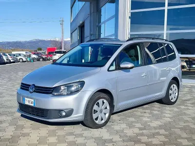 Usata VW Touran Comfortline 105 CV (77 kW) 2015 Argento Monovolume