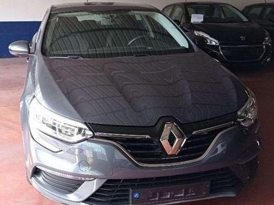 Usata Renault Mégane IV Life 116 CV (85 kW) 2019 Grigio Berlina