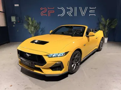 Usata Ford Mustang GT Convertible 446 CV (328 kW) 2024 Giallo Cabrio