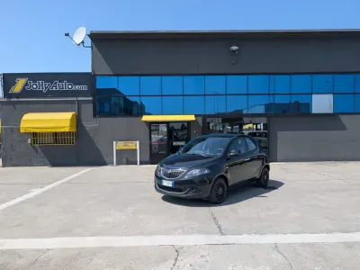 Usata Lancia Ypsilon S 69 CV (50 kW) 2021 Nero / metallizzato Utilitaria