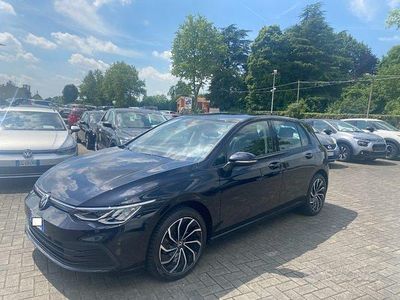 Usata VW Golf VIII Life 110 CV (80 kW) 2022 Berlina