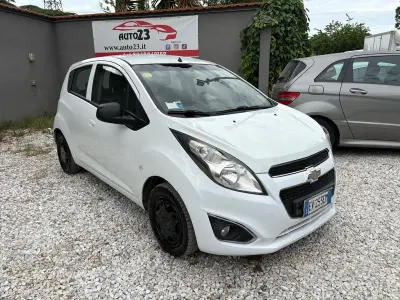Begagnad Chevrolet Spark LS 65 HK (47 kW) 2014 Vit Halvkombi