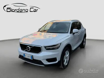 Usata Volvo XC40 Momentum 163 CV (119 kW) 2022 Bianco SUV