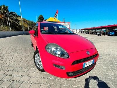 Brugt Fiat Punto 77 HK (56 kW) 2014 Rød Hatchback