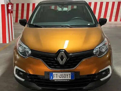 Usata Renault Captur Business 90 CV (66 kW) 2019 Nero SUV