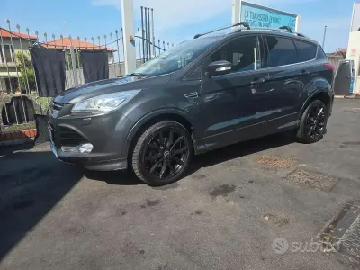 Usata Ford Kuga 179 CV (131 kW) 2016 SUV