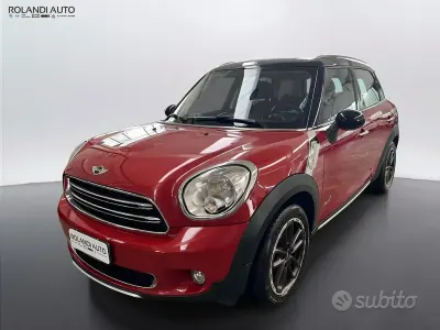 Usata Mini Cooper D Countryman 111 CV (81 kW) 2015 Blazing red SUV