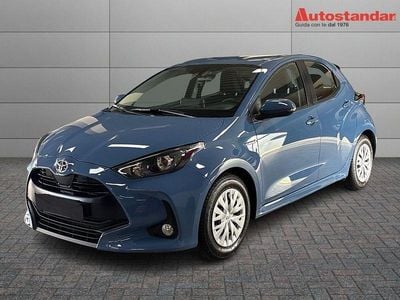 Usata Toyota Yaris Hybrid Active 116 CV (85 kW) 2021 Blu Utilitaria